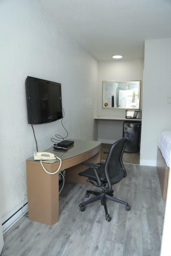 Fraser Inn Prince George Extérieur photo