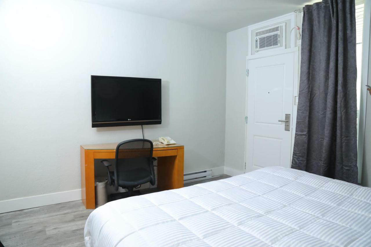 Fraser Inn Prince George Extérieur photo